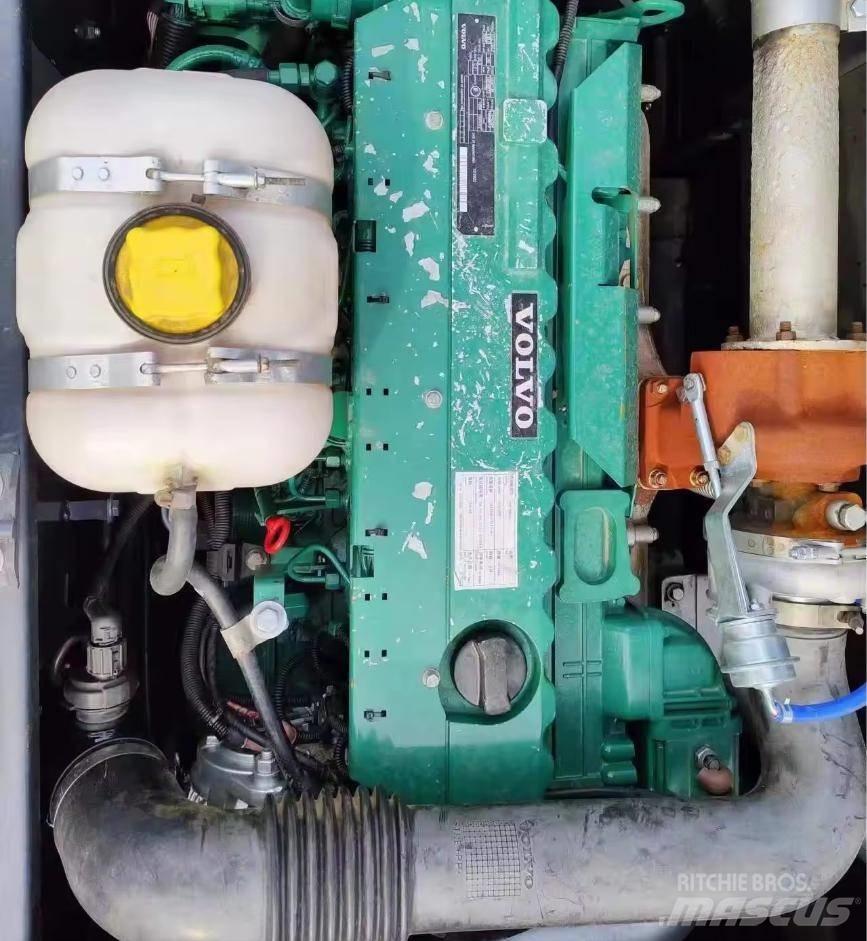 Volvo EC 220 Telakaivukoneet