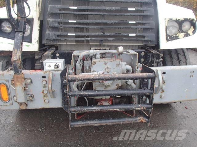 Freightliner 114 SD Muut koneet