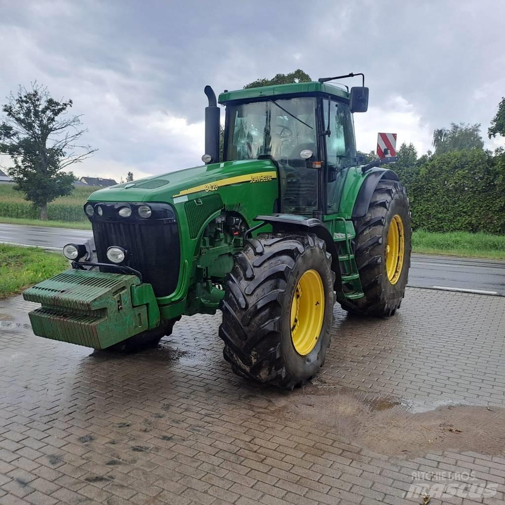 John Deere 8420 Traktorit