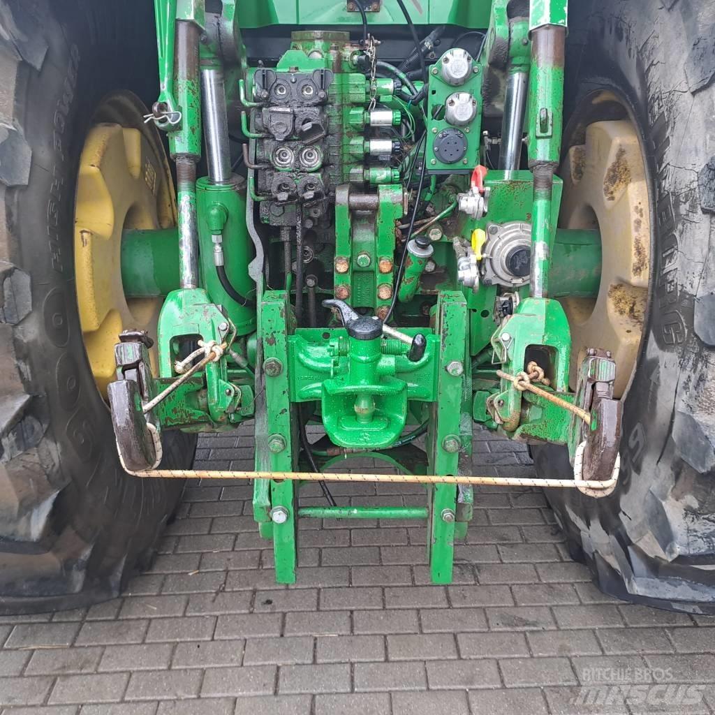 John Deere 8420 Traktorit