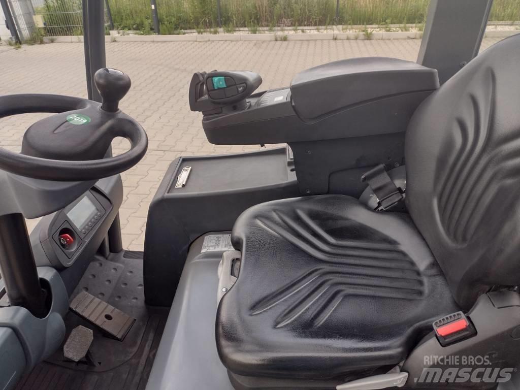 Jungheinrich EFG 213 Sähkötrukit