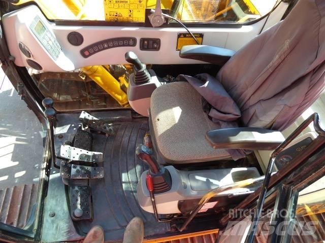JCB JS 130 Telakaivukoneet