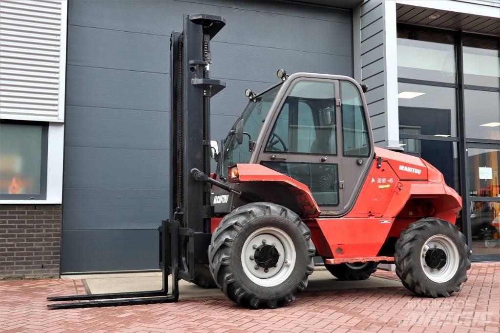 Manitou M 26.4 Maastotrukit
