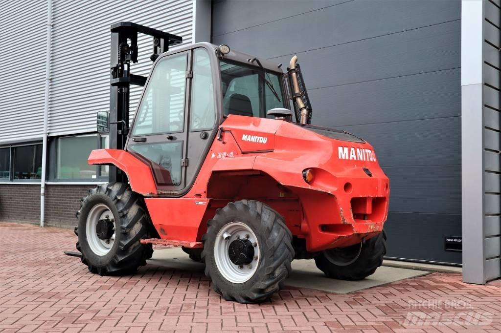 Manitou M 26.4 Maastotrukit