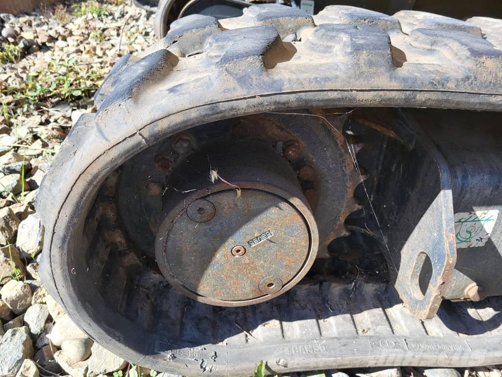 Komatsu PC26MR-5 Minikaivukoneet < 7t