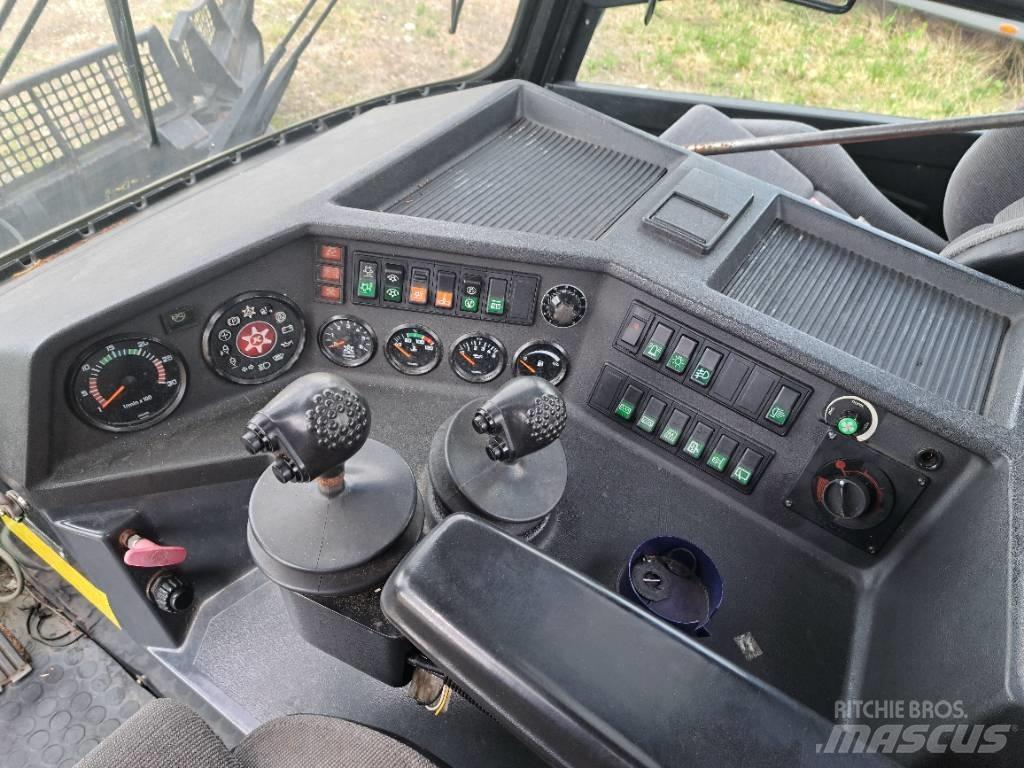 Kässbohrer PB 280 D Rinnekoneet