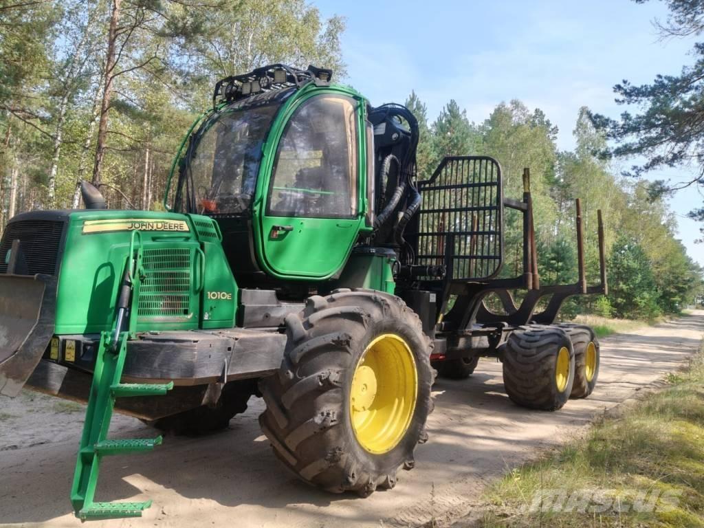 John Deere 1010 E Kuormatraktorit