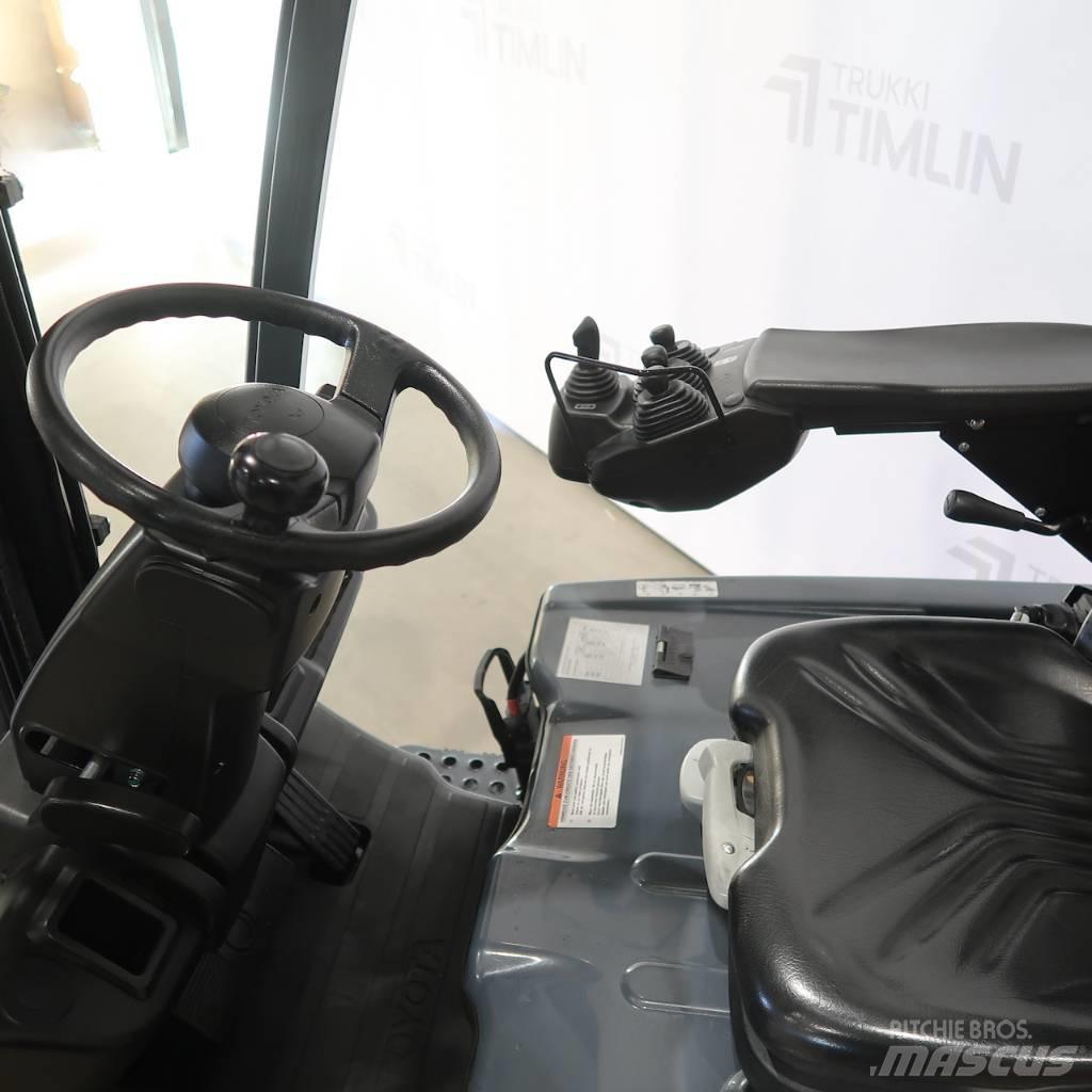 Toyota 8FBEK16T Sähkötrukit