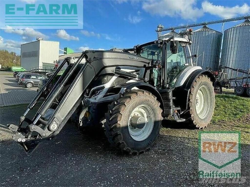 Valtra t215d Traktorit