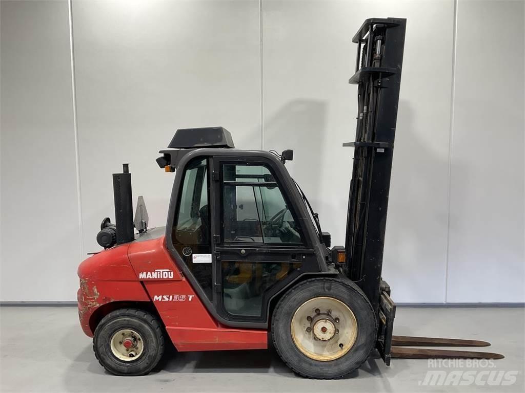 Manitou MSI 35T Maastotrukit