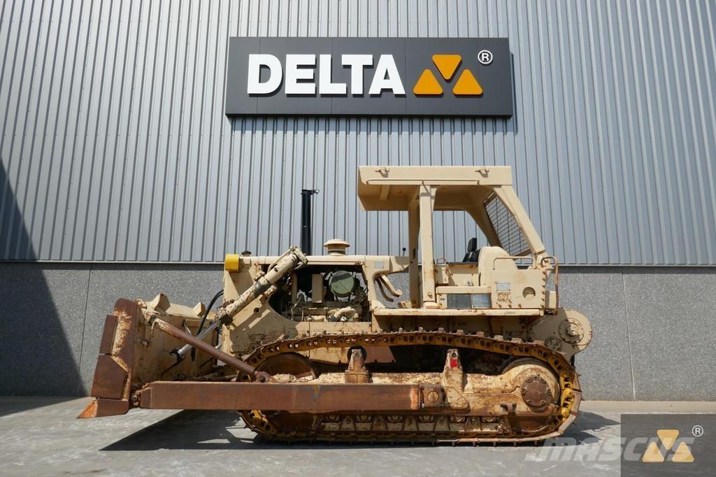 CAT D7G Ex-army Telaketjupuskutraktorit