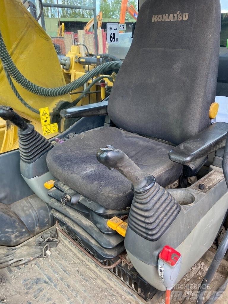 Komatsu PC 210 LC Telakaivukoneet