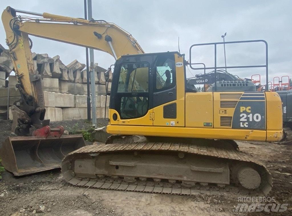 Komatsu PC 210 LC Telakaivukoneet