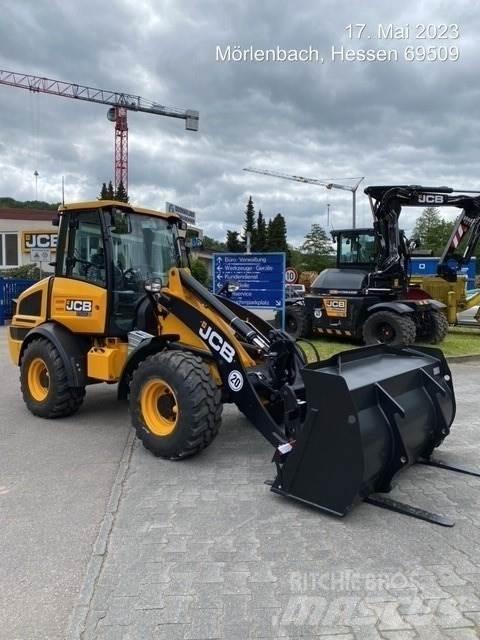 JCB 409 Pyöräkuormaajat