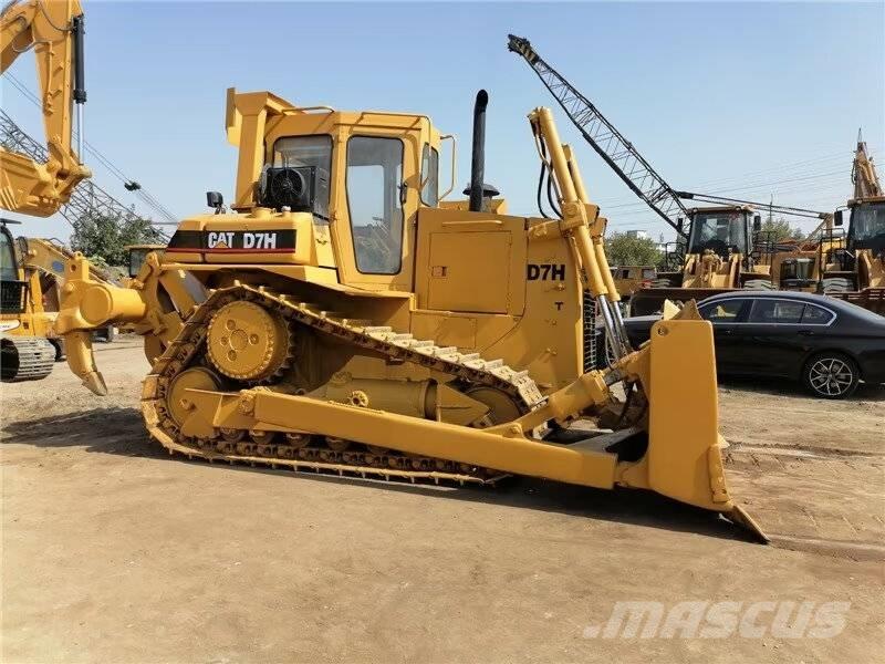 CAT D 7 H Telaketjupuskutraktorit