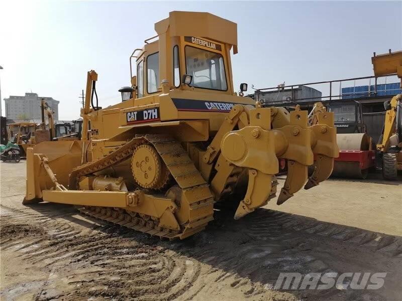 CAT D 7 H Telaketjupuskutraktorit