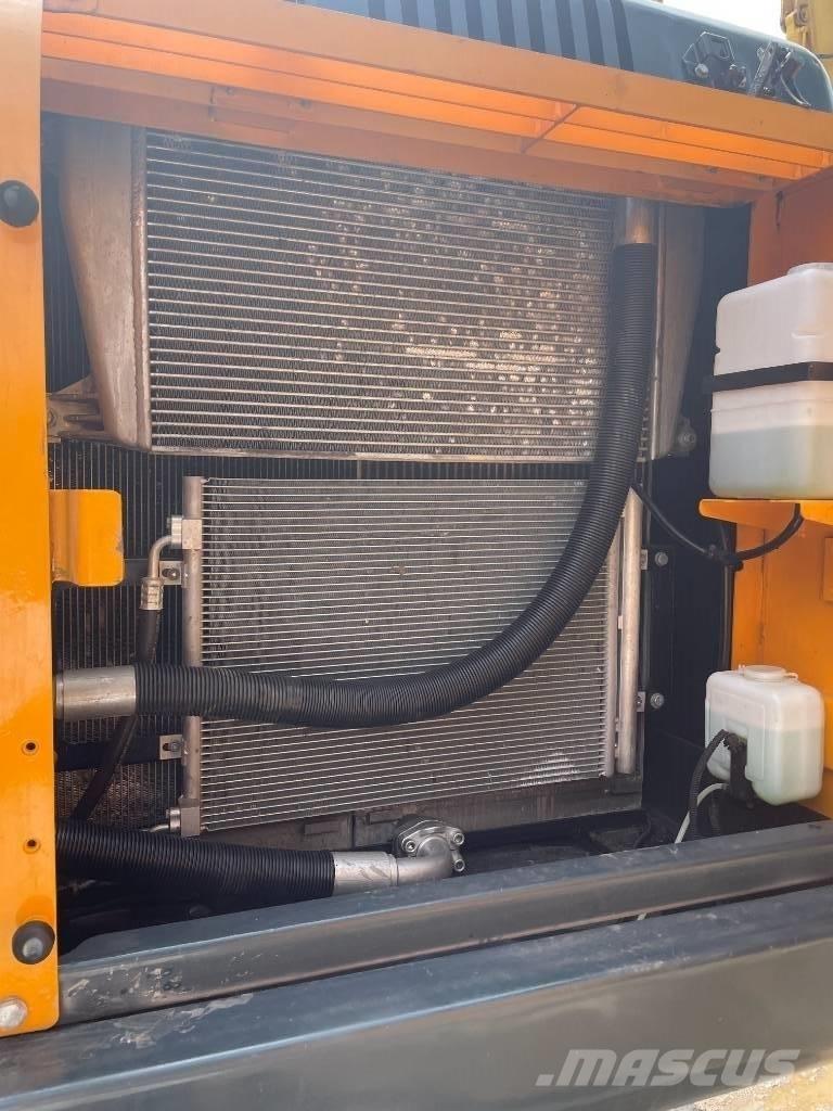 Hyundai 220LC-9S Telakaivukoneet