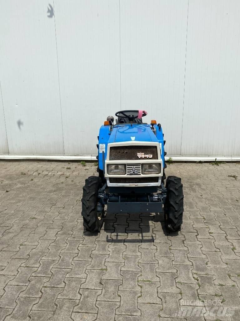 Mitsubishi MT1401 Taajamatraktorit