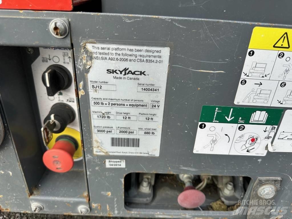 SkyJack SJ 12 Saksilavat