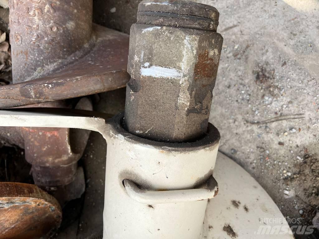 Bauer Bohranfänger Porauskaluston varaosat