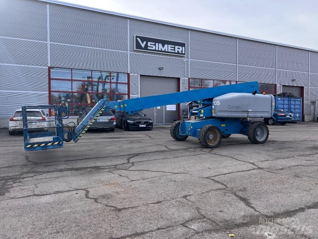 Genie s 65 Kuukulkijat