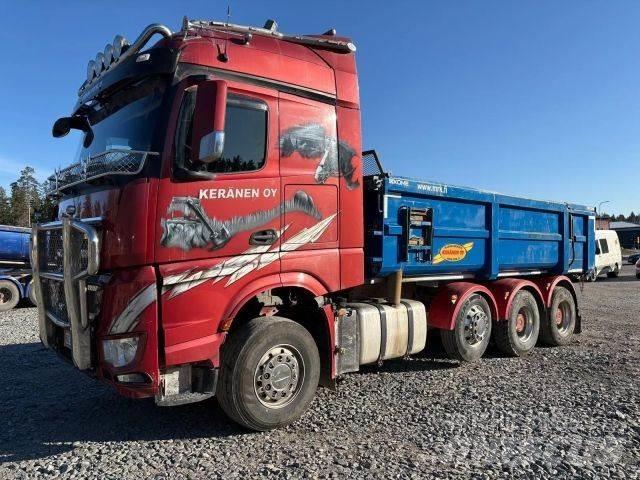 Sisu CK16M 8*4 Sora- ja kippiautot