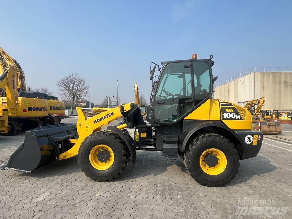 Komatsu WA 100 M-5 Pyöräkuormaajat