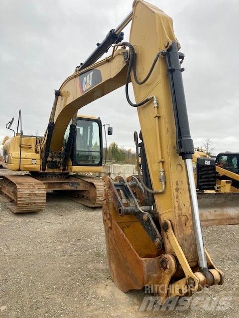 CAT 320 D L Telakaivukoneet
