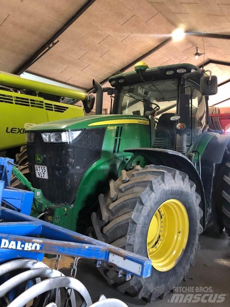 John Deere 7230 R Traktorit