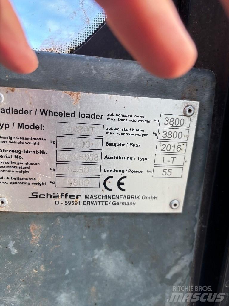 Schäffer 6680 T Teleskooppikuormaajat