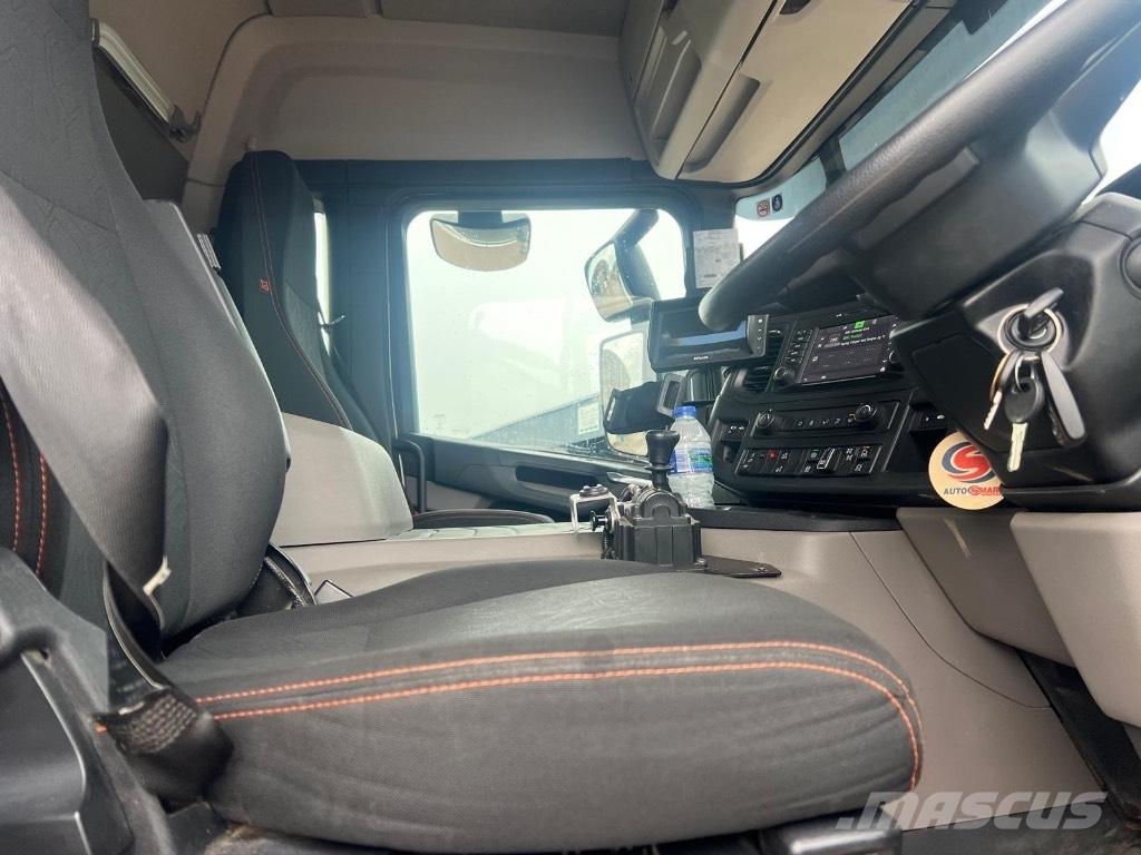 Scania P450 XT Sora- ja kippiautot