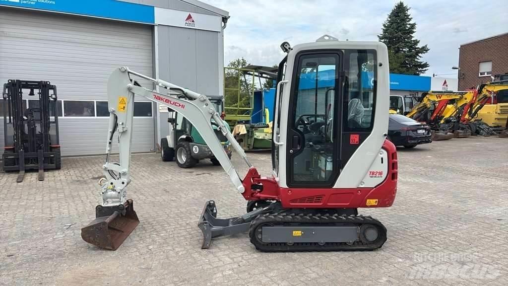 Takeuchi TB216 A Minikaivukoneet < 7t