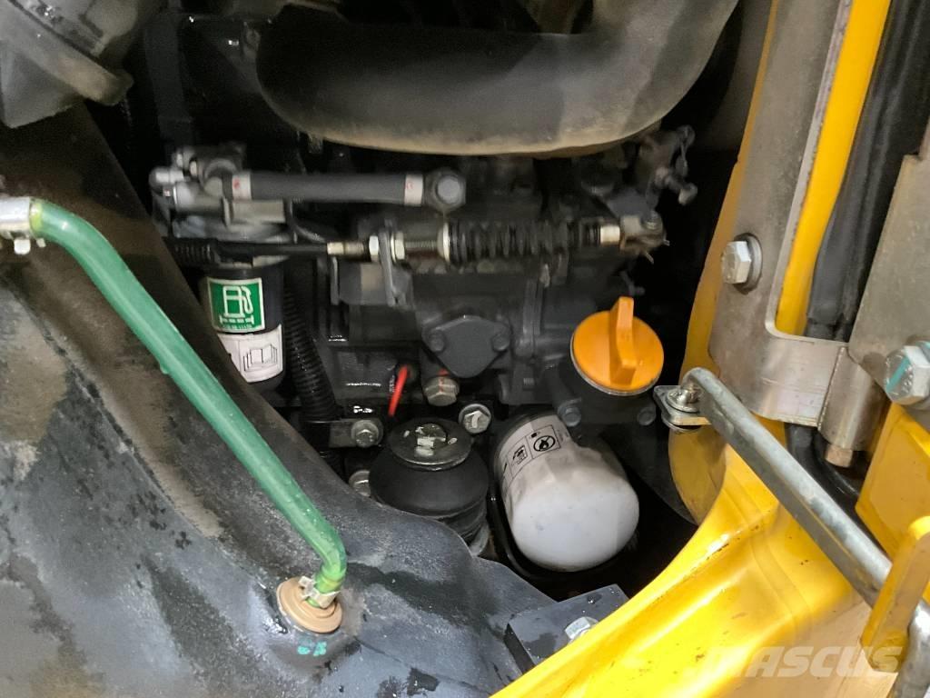 Komatsu PC 14 R-3HS Minikaivukoneet < 7t