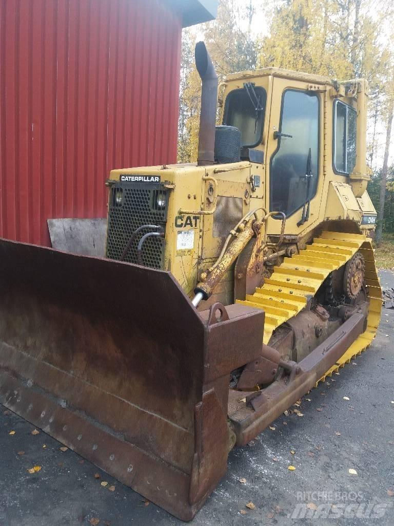CAT D 4 H Telaketjupuskutraktorit