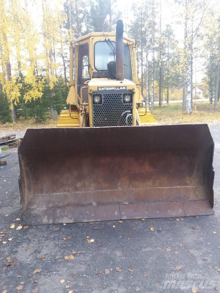 CAT D 4 H Telaketjupuskutraktorit