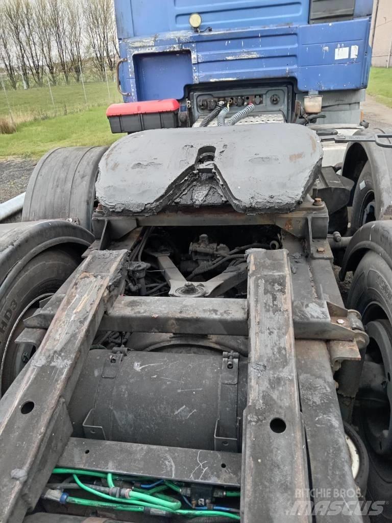 ERF EC11 Vetopöytäautot