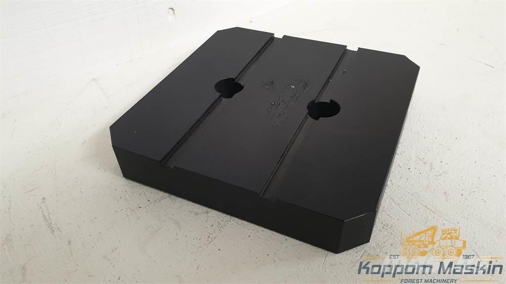 Ponsse P59448 Kuormatraktorinosturit