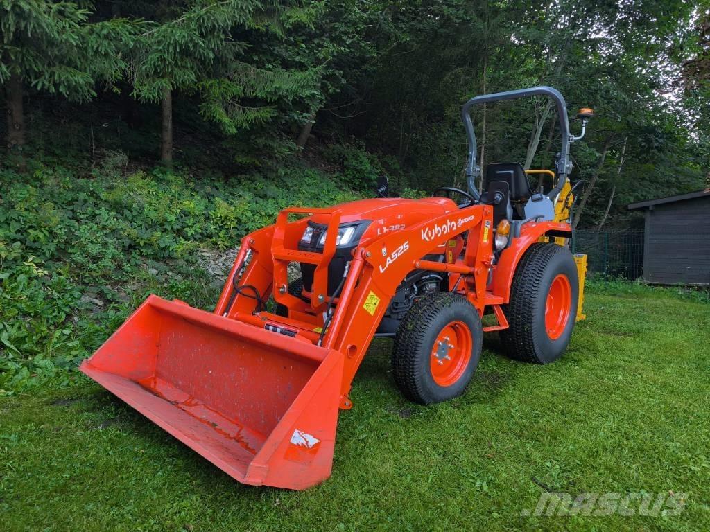 Kubota L1-382 HST Traktorit