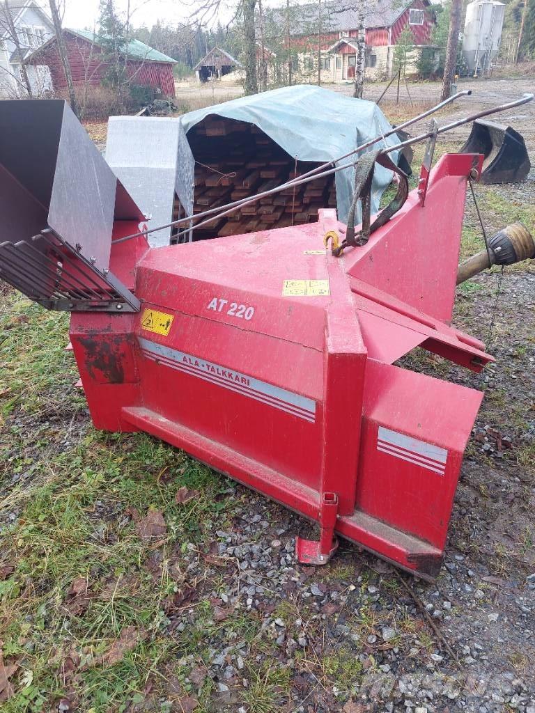 Ala-talkkari AT 220 Lumilingot