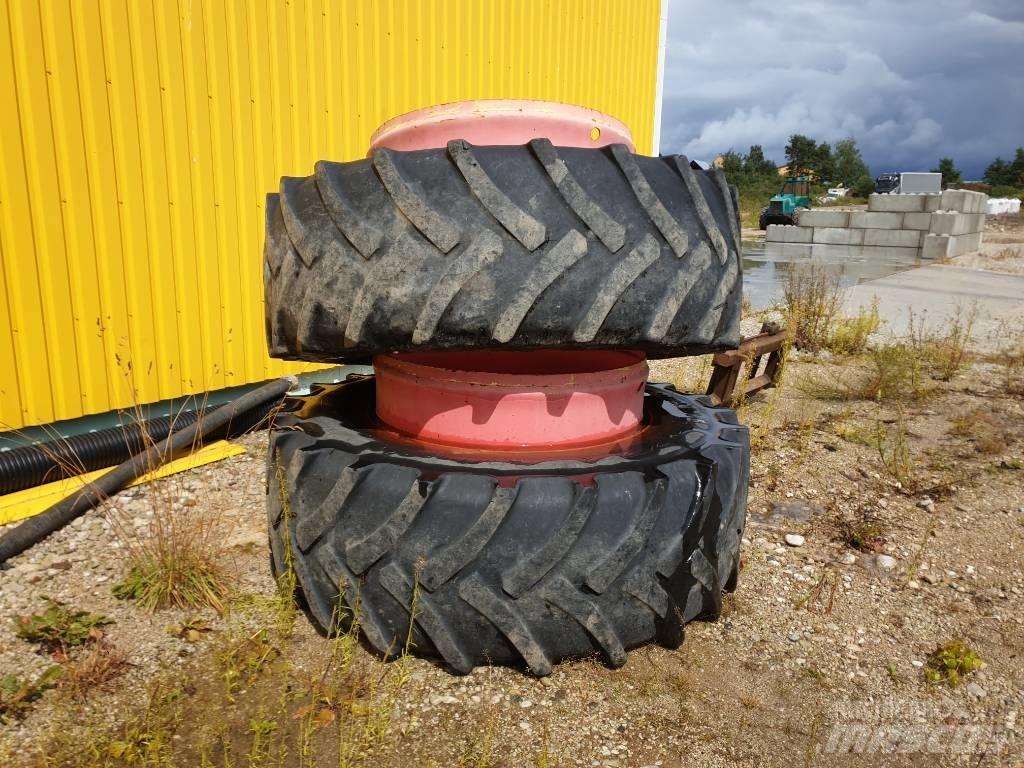 Goodyear 650/65R42 Renkaat ja vanteet