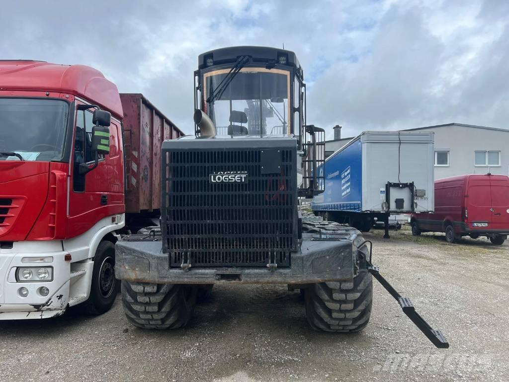 Logset 8 FGT Kuormatraktorit