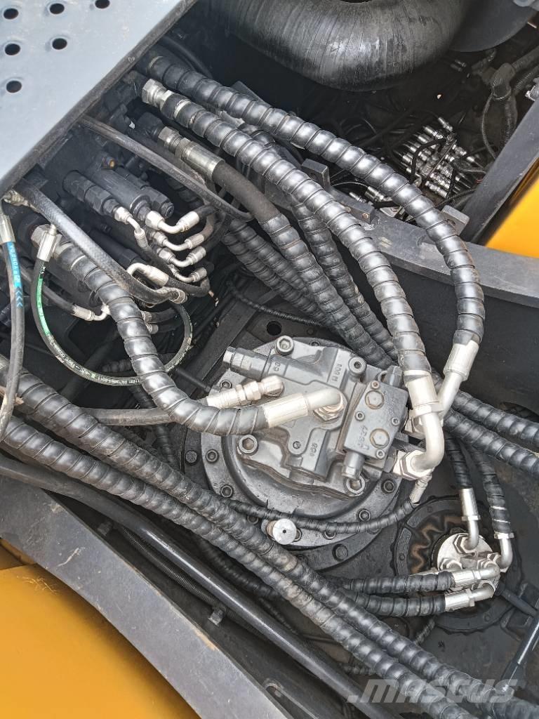 Volvo EC 240 Telakaivukoneet