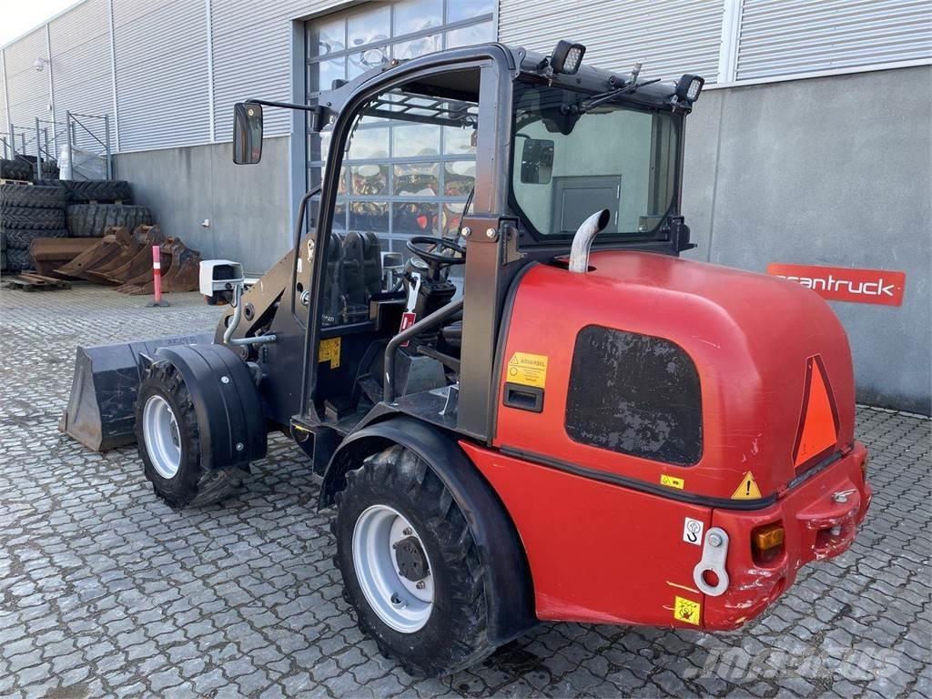 Weidemann 2070 Yleiskuormaajat