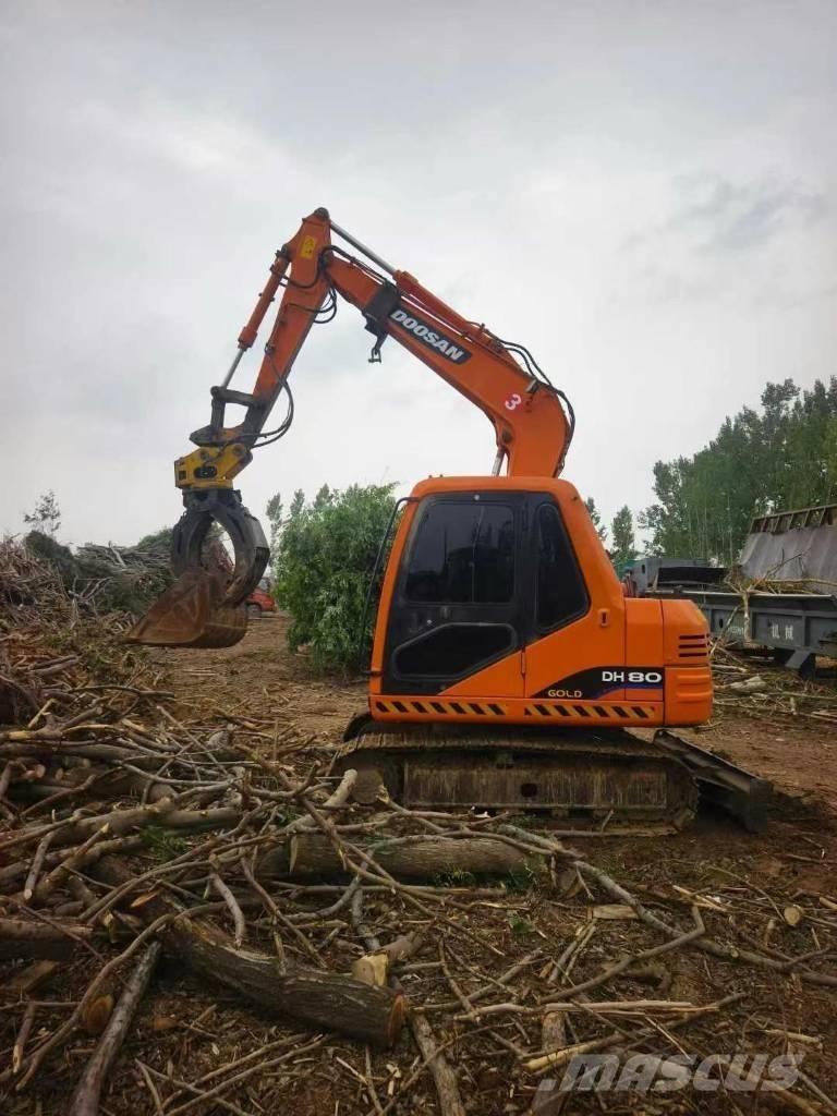 Doosan DH 80 Midikaivukoneet 7t - 12t