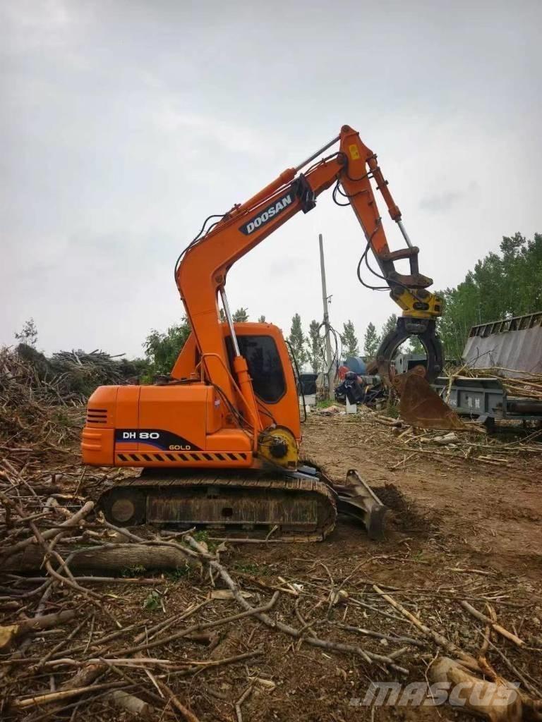 Doosan DH 80 Midikaivukoneet 7t - 12t