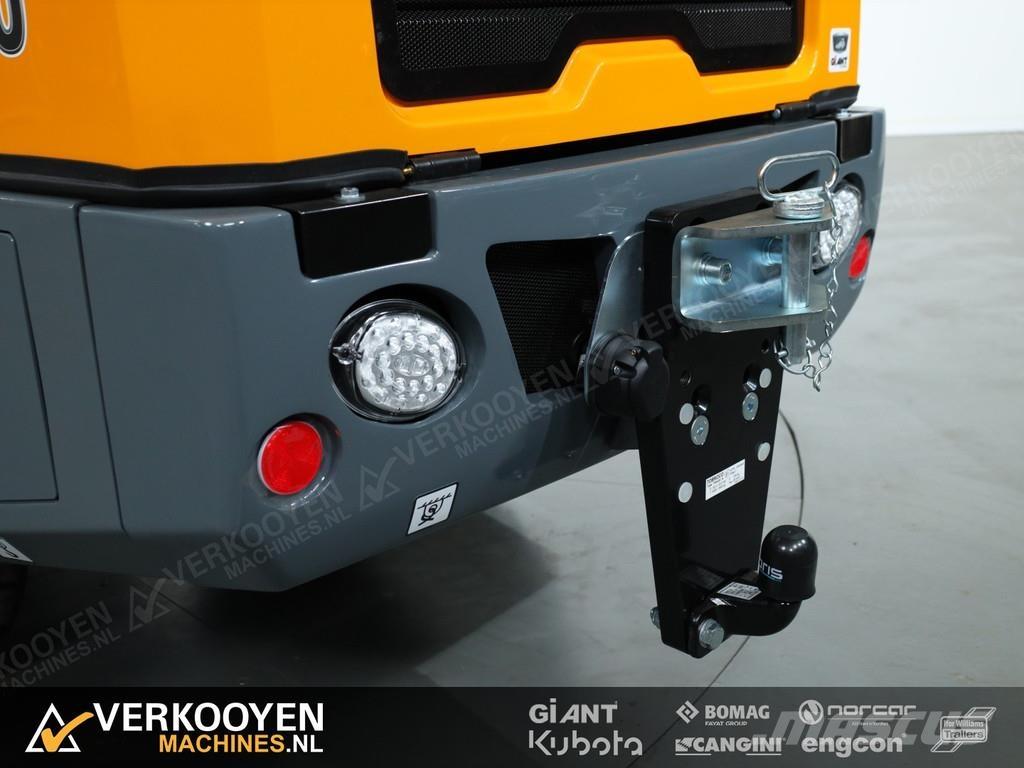 GiANT G3500 Pyöräkuormaajat