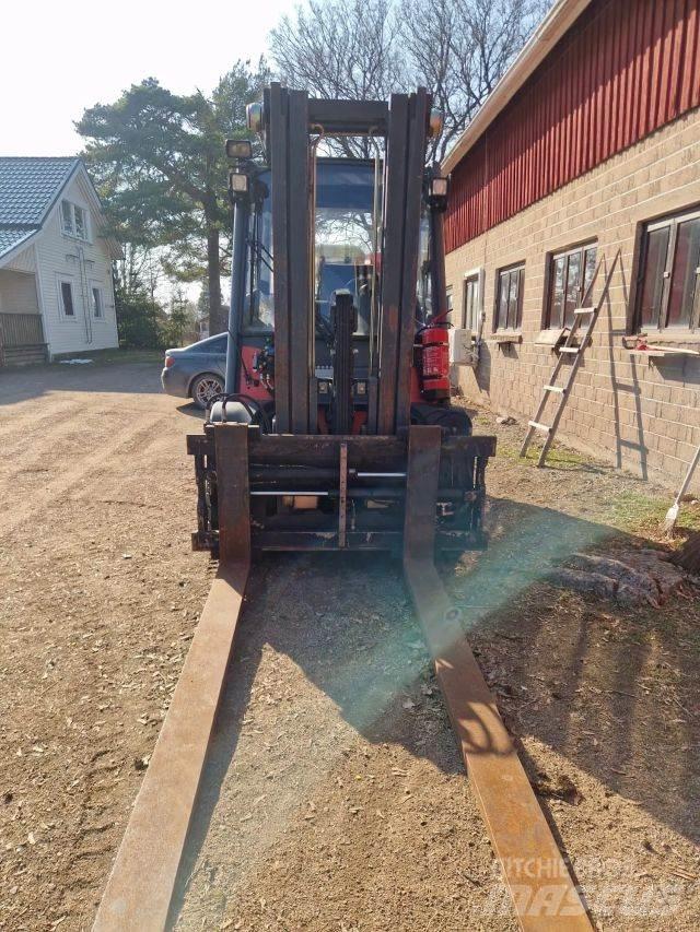 Linde H45T Nestekaasutrukit
