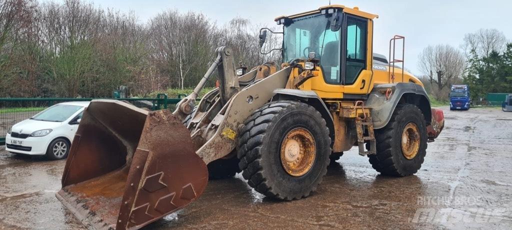 Volvo L 120 H Pyöräkuormaajat