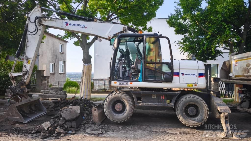 CAT 313 D Pyöräkaivukoneet