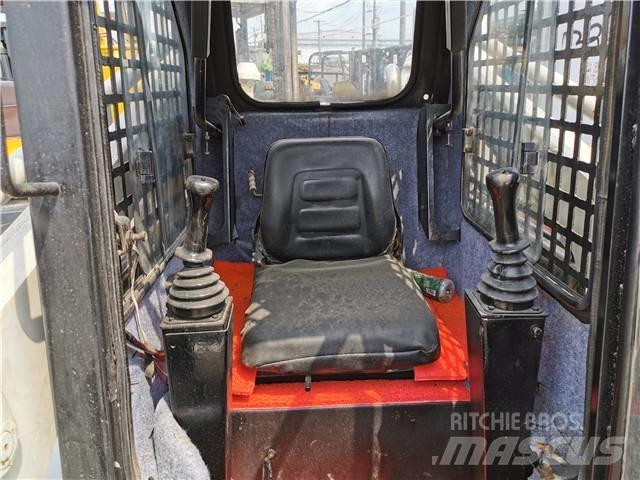 Bobcat S130 Liukuohjatut kuormaajat